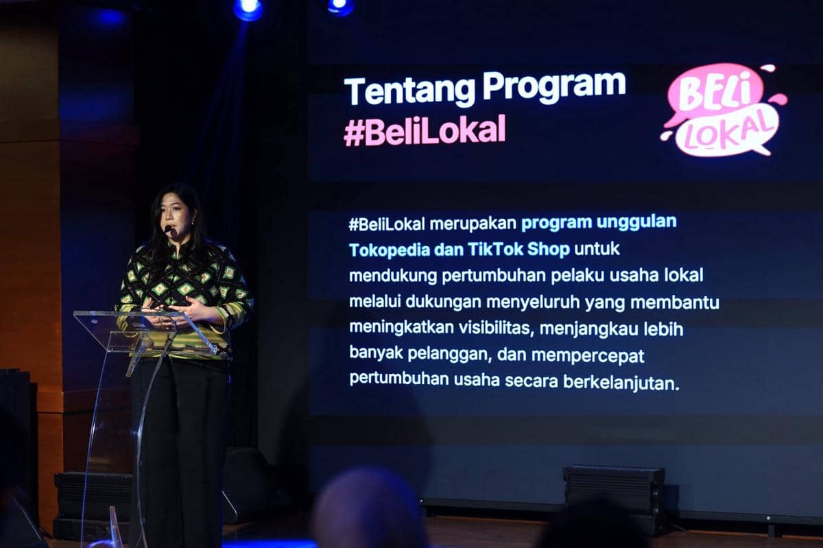 Suasana perayaan kolaborasi Beli Lokal yang digelar Tokopedia dan TikTok Shop untuk mendukung produk lokal.