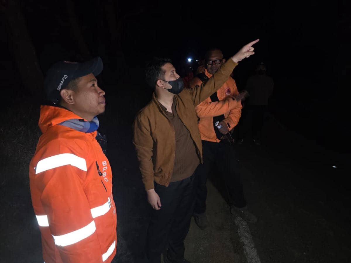 Karhutla Bromo Meluas, Wagub Emil Turun Tengah Malam