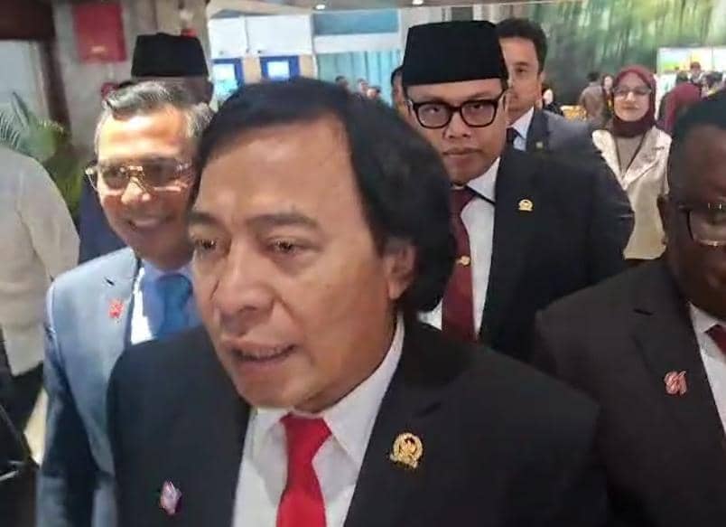 Kelakar Komeng: Saya dengan Presiden Tak Minta Harapan, Tapi Juara