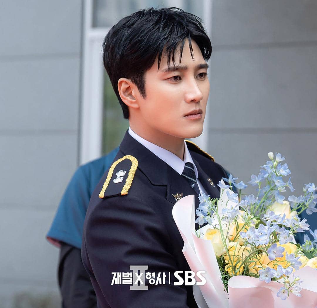Still Cut Ahn Bo Hyun sebagai Jin Yi Soo di Flex X Cop Season 2