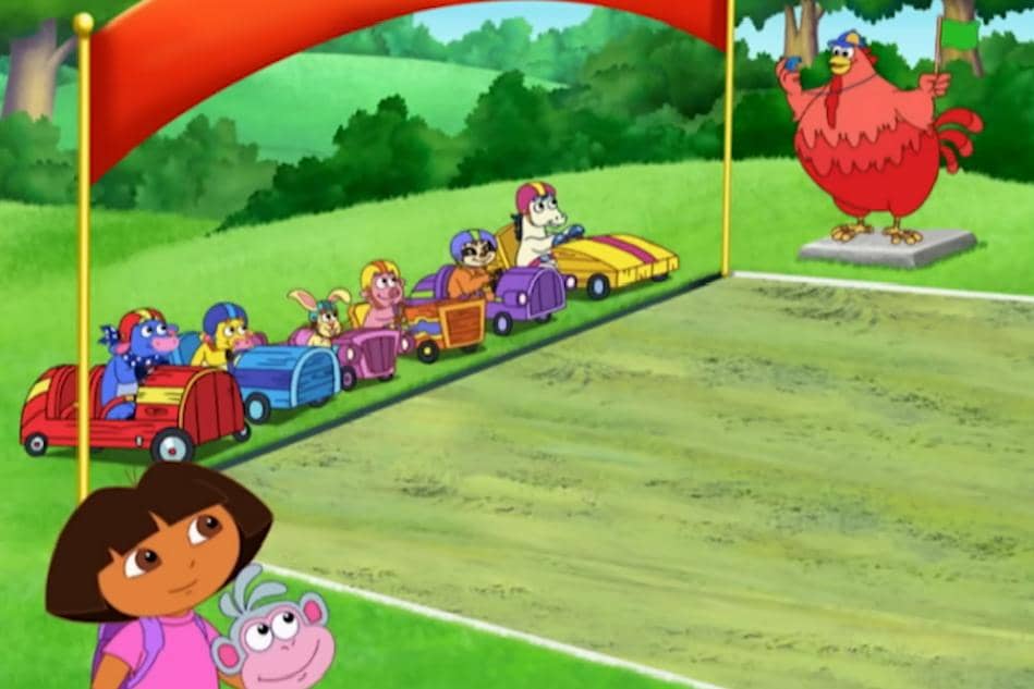 Dora dan Boots diundang menyaksikan balapan yang diikuti oleh Benny, salah satu kawan mereka