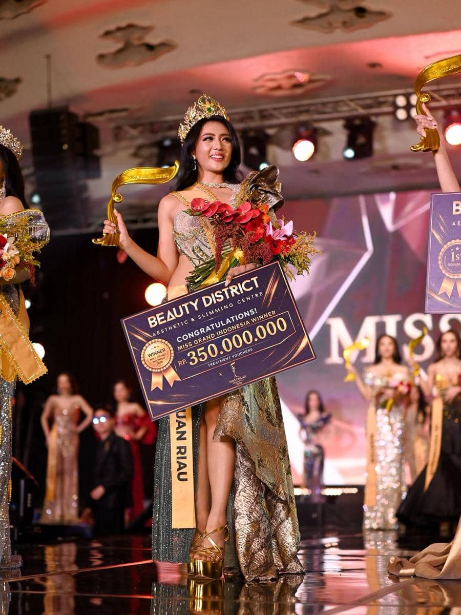 Potret Penobatan Dilza Salsabila Sebagai Miss Grand Indonesia 2026