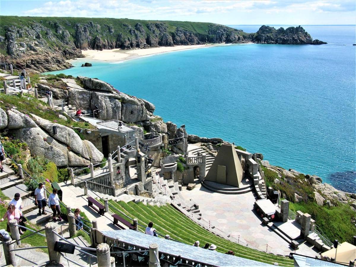 ilustrasi Porthcurno