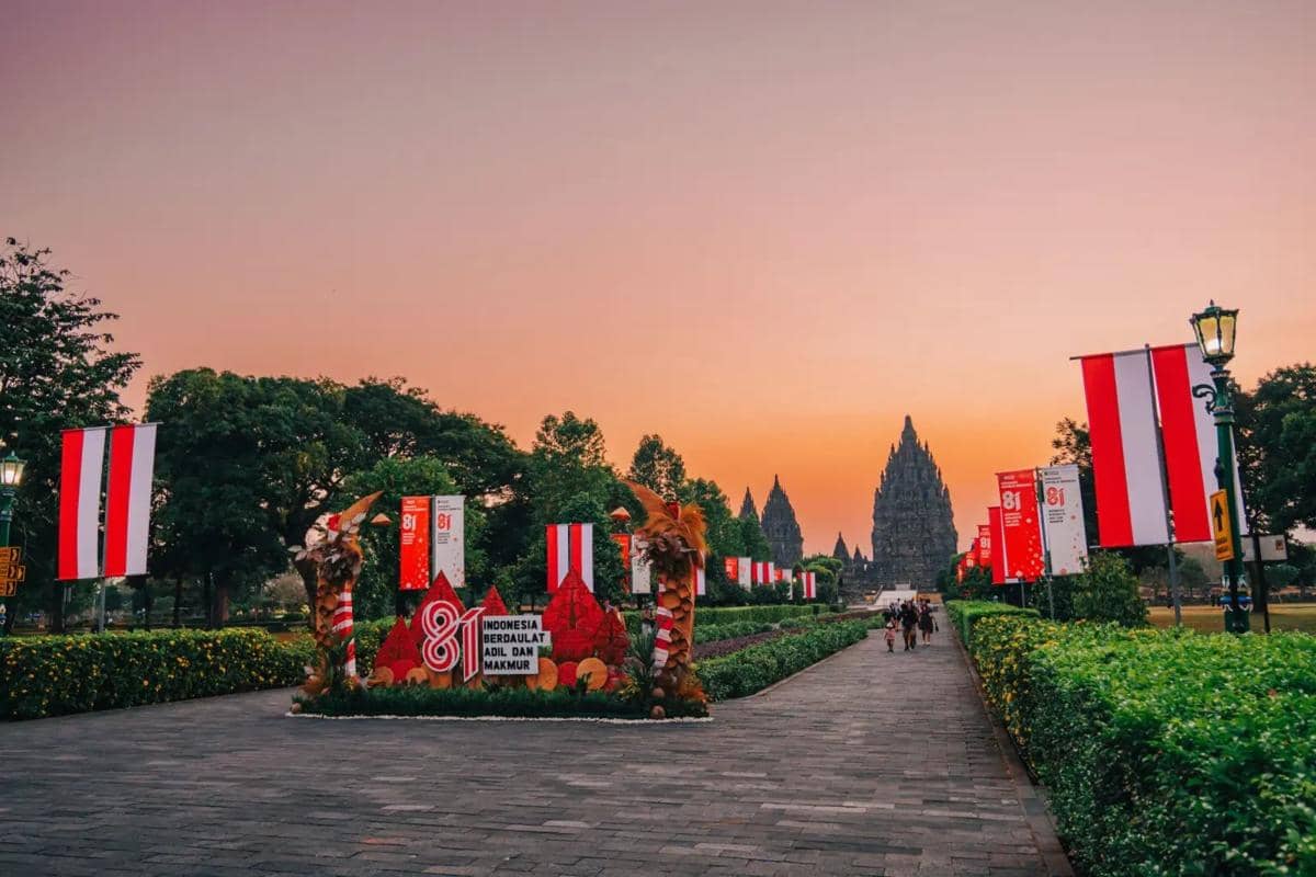 Pemandangan Candi Prambanan untuk agenda HUT RI 2026