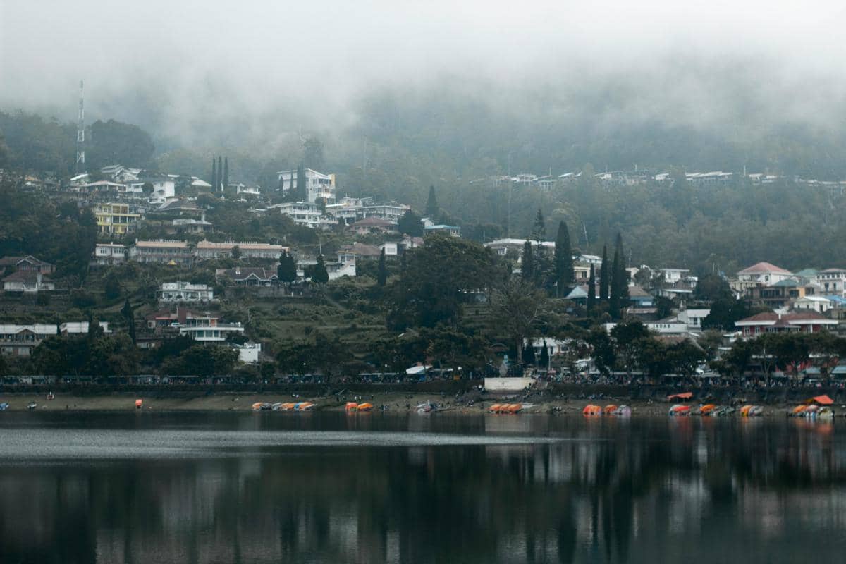 Potret Telaga Sarangan di Magetan, Jawa Timur