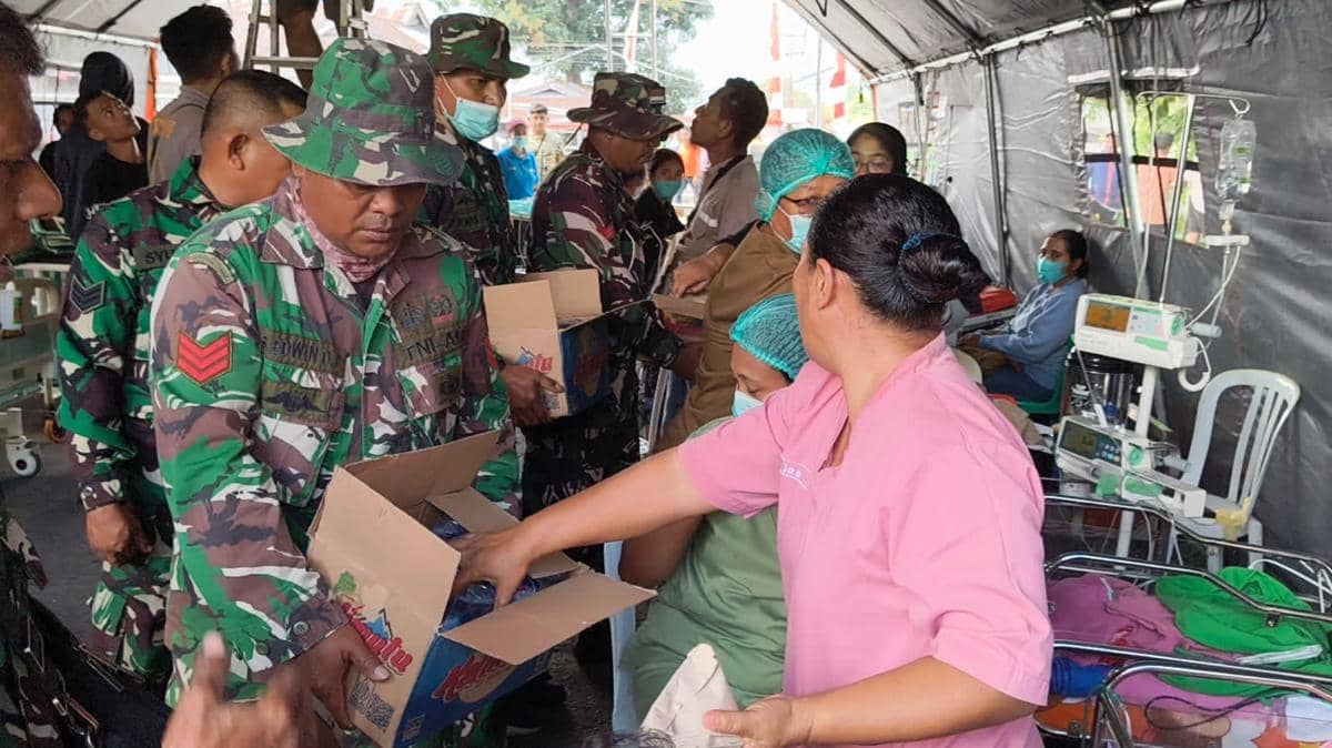 TNI Kerahkan 1.892 Personel untuk Tangani Korban Gempa NTT
