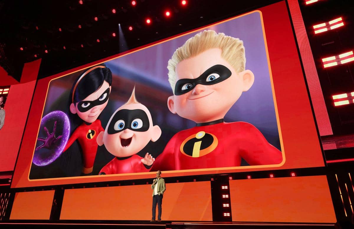 Pete Docter, Chief Creative Officer Pixar, berbicara di panggung Disney Entertainment Showcase D23 di Anaheim.