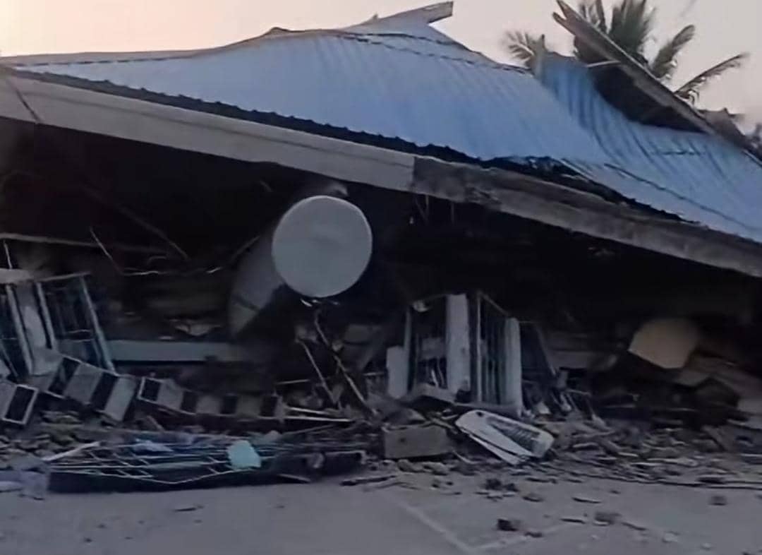 Kondisi bangunan yang terdampak bencana gempa Flores. (Dok BPBD NTT)