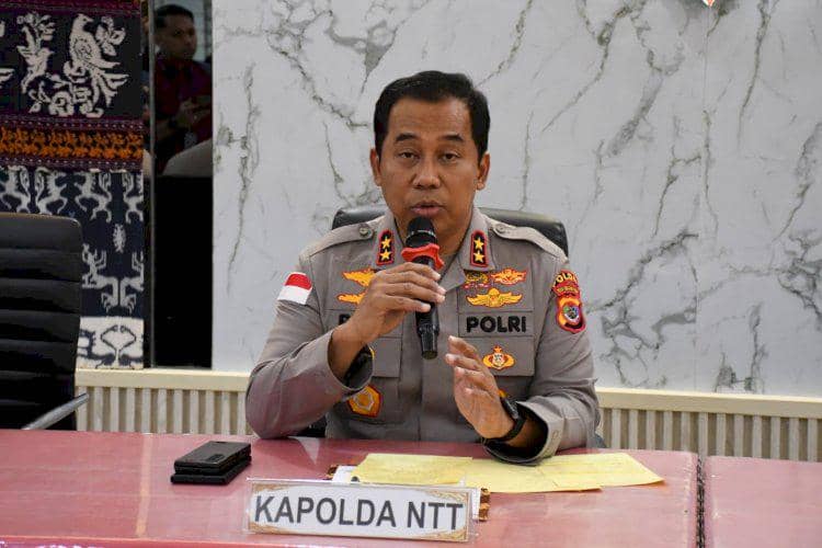 Polisi Jamin Jaga Harta Benda Korban Gempa Flores yang Mengungsi