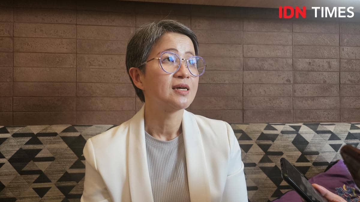 Sandra Sinthya Langow, dokter spesialis penyakit dalam konsultan reumatologi di Siloam Hospitals Lippo Village.
