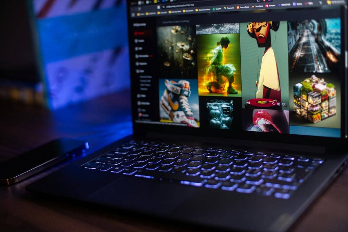 ilustrasi laptop gaming