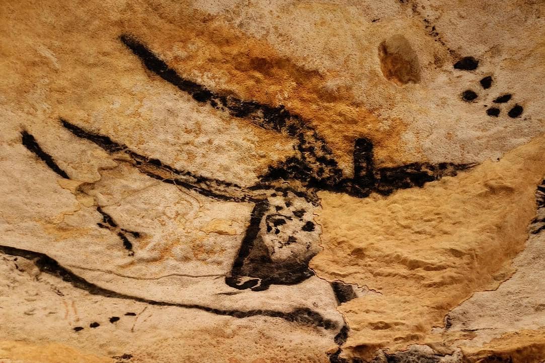 Lukisan di gua Lascaux