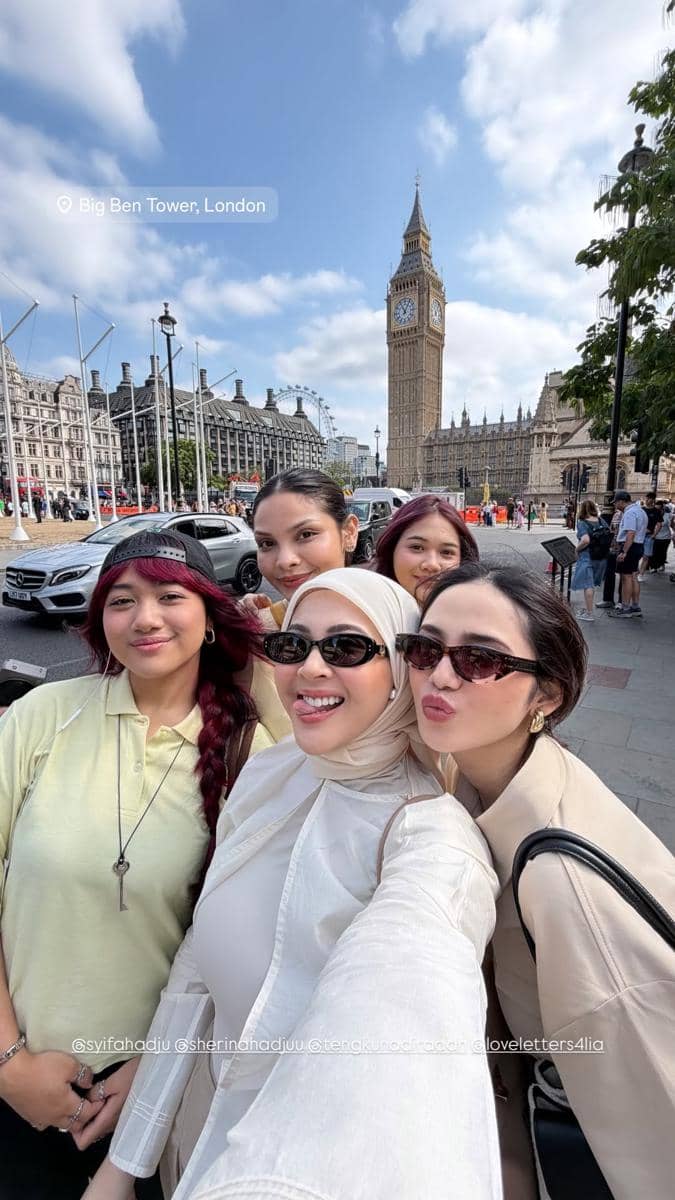 Kesha Ratuliu jalan-jalan di London bareng sahabat