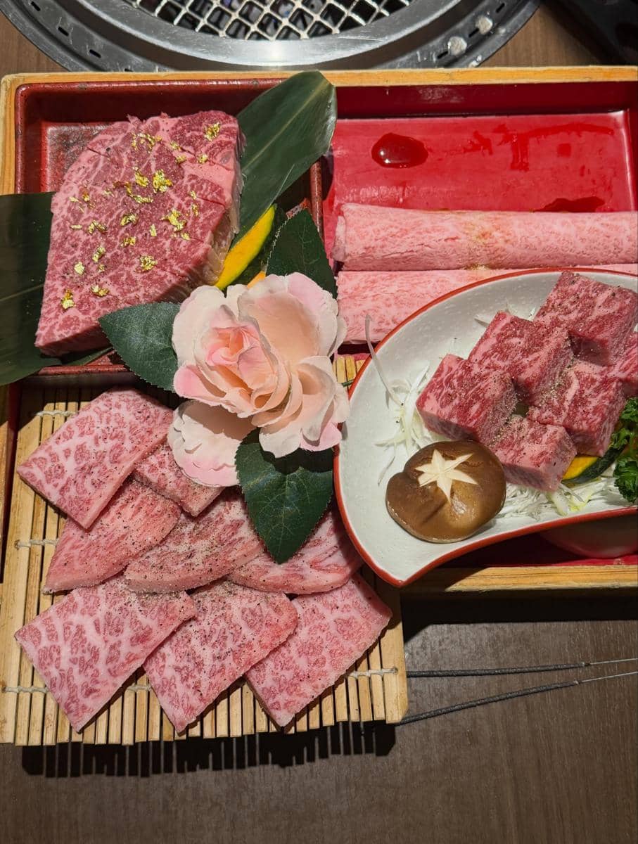 Andre Taulany liburan di Jepang bareng buah hati