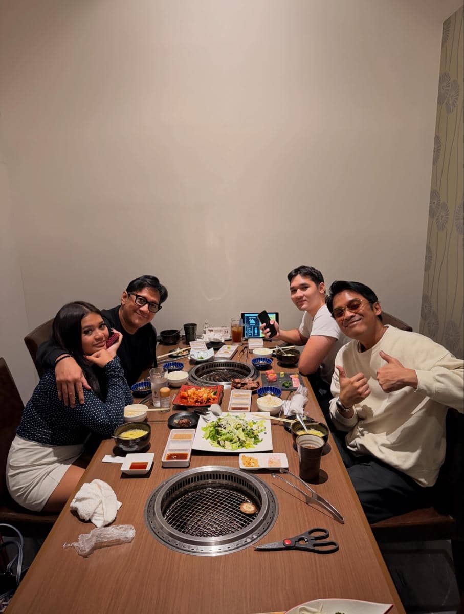 Andre Taulany liburan di Jepang bareng buah hati