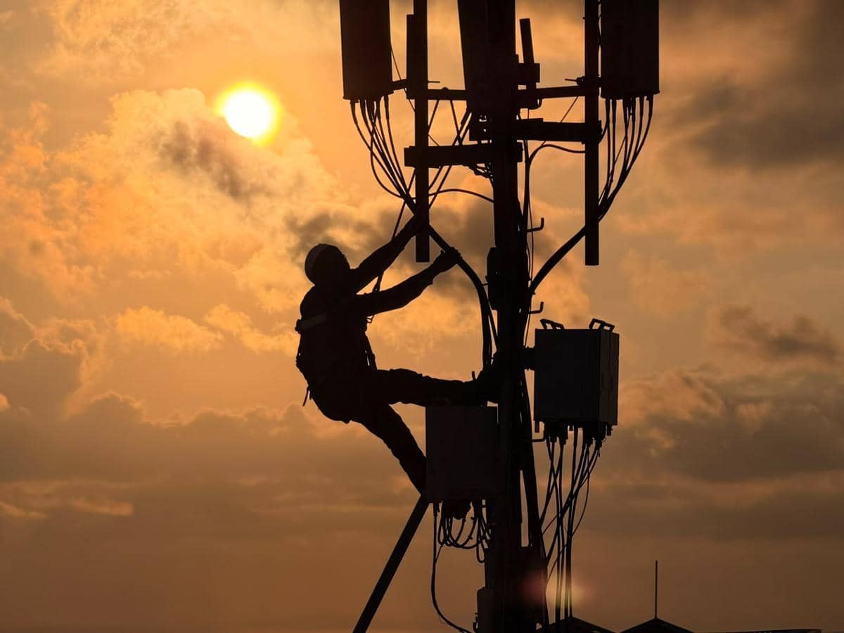 XLSMART Mulai Manfaatkan Spektrum Frekuensi 700 MHz dan 2,6 GHz