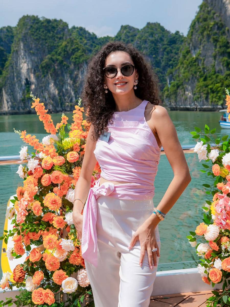 Potret Finalis Miss World 2026 Saat Berada di Ha Long Bay