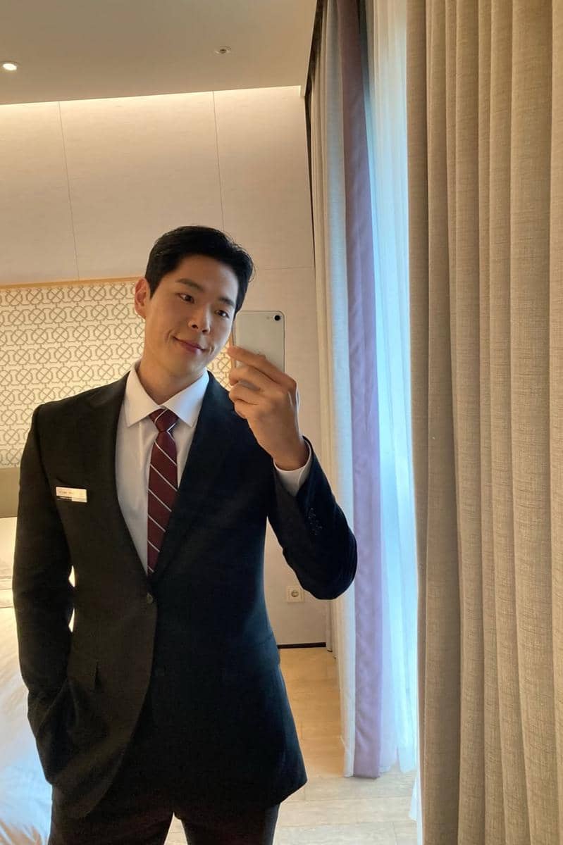 Potret wajah Joo Yoon Woo yang dibagikan melalui akun Instagram @main_woo dalam unggahan media sosial pribadinya.