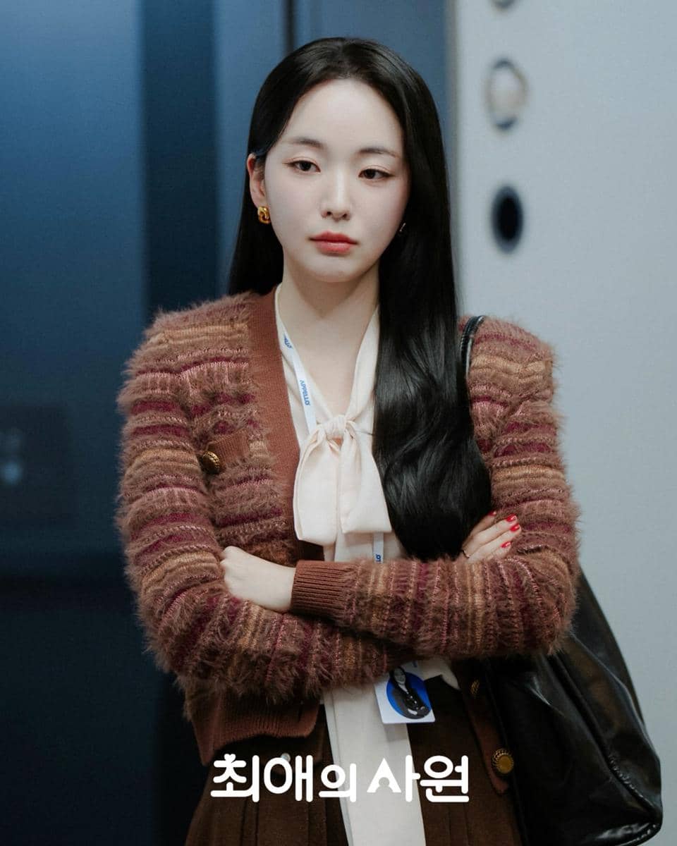 Potret Kim Chae Eun dalam drama Korea My Bias, My Boss, seperti diunggah melalui akun Instagram cha_._n.