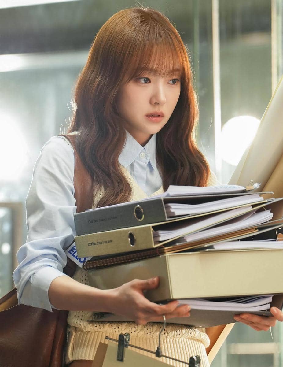 Potret Kim Hye Jun yang tampil dalam drama Korea My Bias, My Boss, sebagaimana dibagikan akun Management MMM.