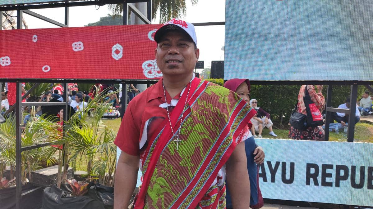 Cerita Warga NTT Pakai Kain Tenun Ramaikan Upacara HUT RI di Luar Istana