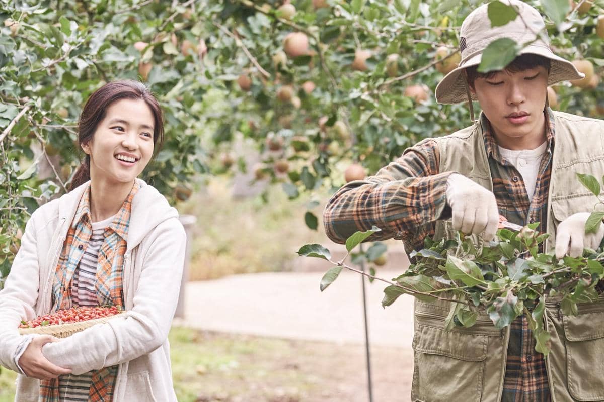Cuplikan adegan film Little Forest dengan kredit dokumentasi Watermelon Pictures dan Little Forest.