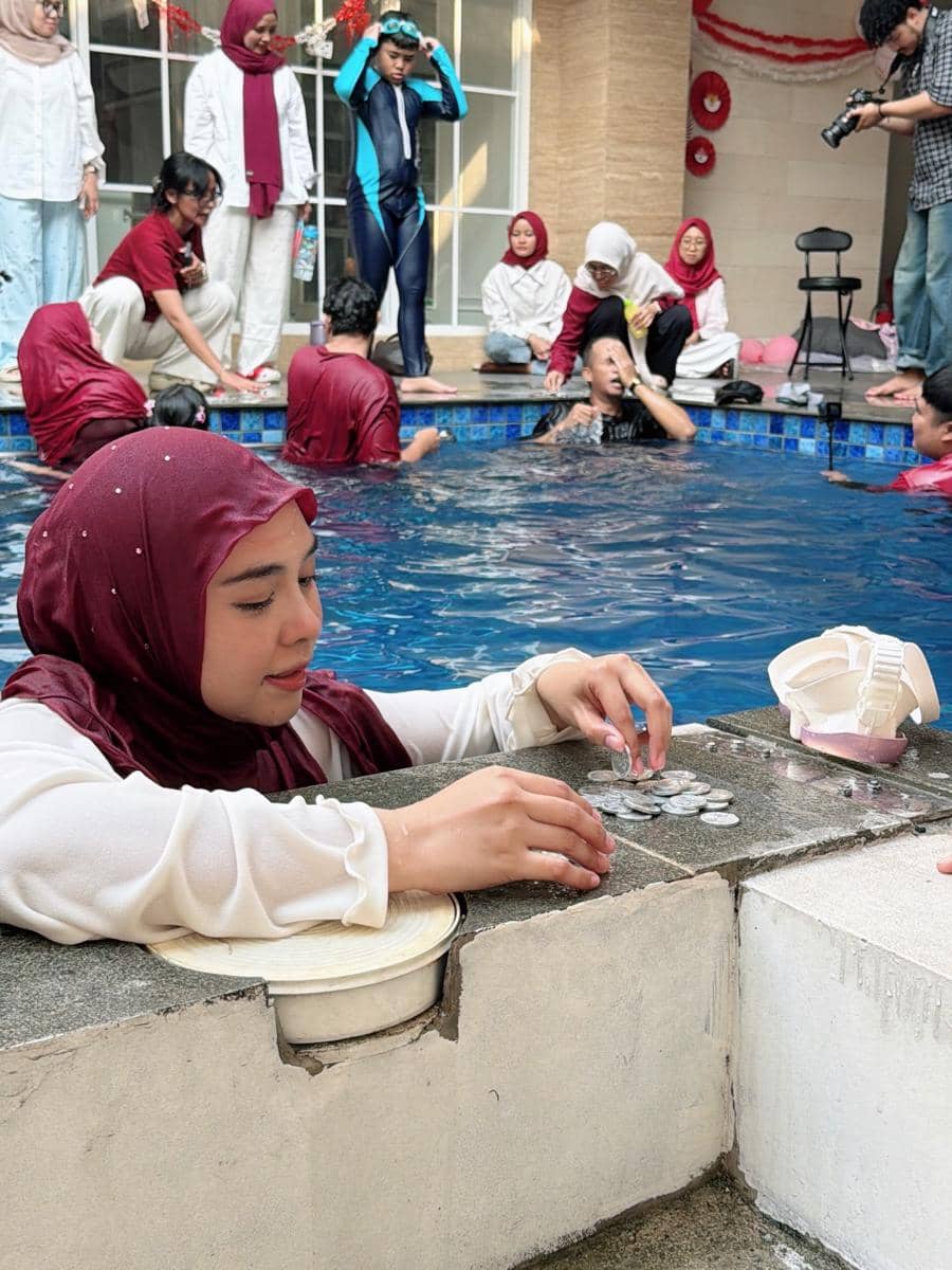 Keluarga Ria Ricis ikut lomba Agustusan