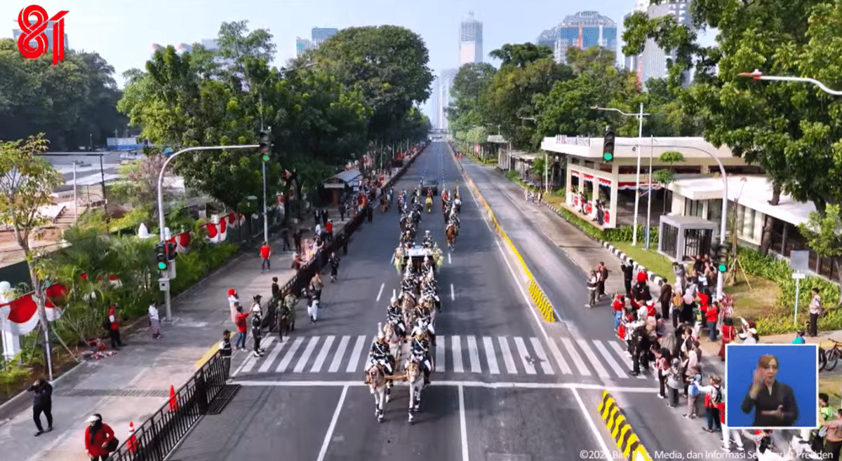 Jalan Merdeka Barat Dekat Istana Jadi Parkir Liar Warga yang ke Monas