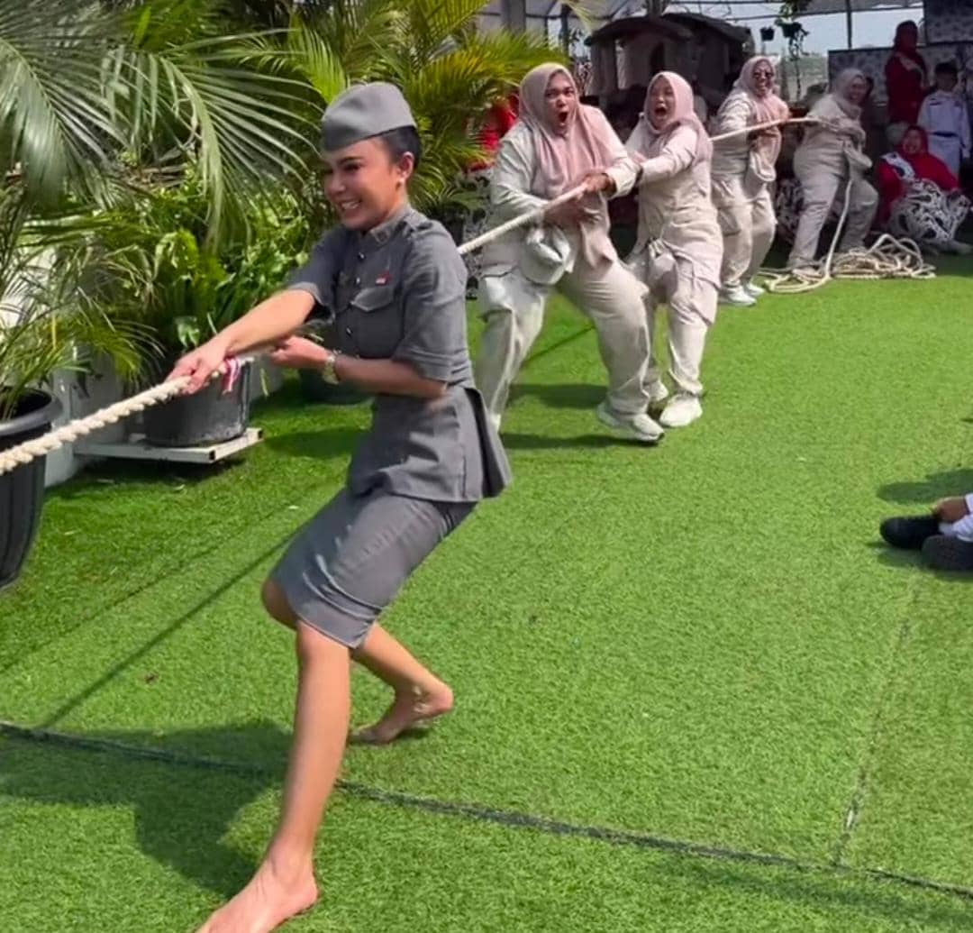 potret Yuni Shara rayakan HUT RI ke-81 di Paud Cahaya Permata Abadi