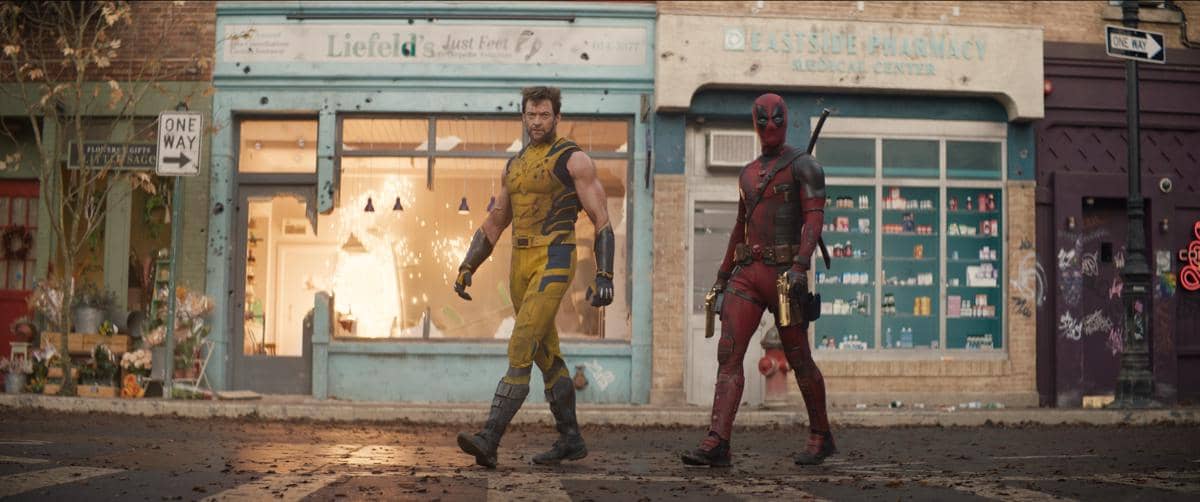 Deadpool dan Wolverine tampil dalam cuplikan film Deadpool & Wolverine produksi Marvel Studios untuk materi promosi.