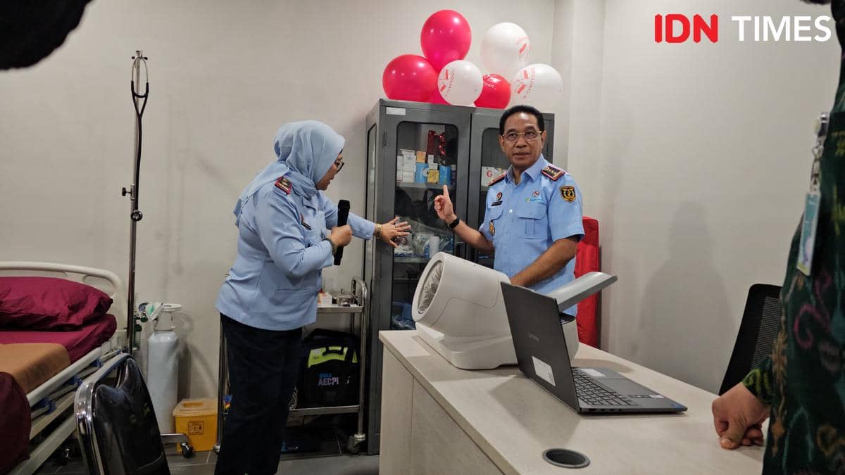 Wamenkes Benyamin Paulus Octavianus meresmikan Pos Pelayanan Kekarantinaan Kesehatan di Terminal 2F Bandara Soekarno-Hatta.