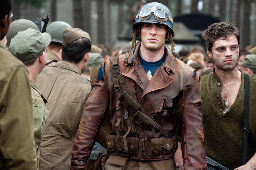 Cuplikan adegan dari film Captain America: The First Avengers produksi Marvel Studios dalam potongan gambar resmi.
