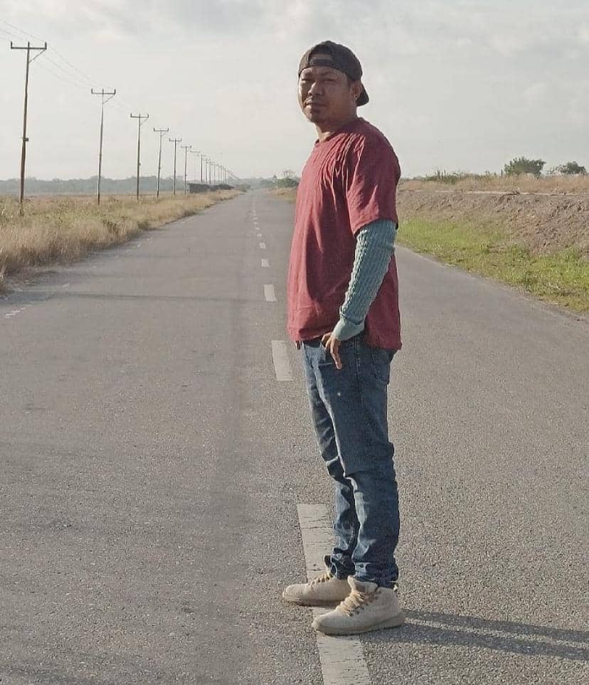 Potret Verry Klau yang diunggah melalui akun Instagram pribadinya, menampilkan wajahnya dari jarak dekat.