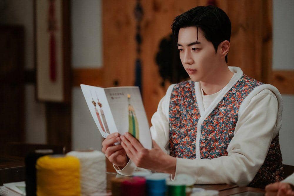 Cuplikan drama Korea My Bias, My Boss