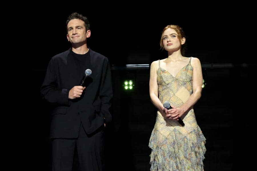 Jake Schreier dan Sadie Sink di panggung D23 untuk film X-Men