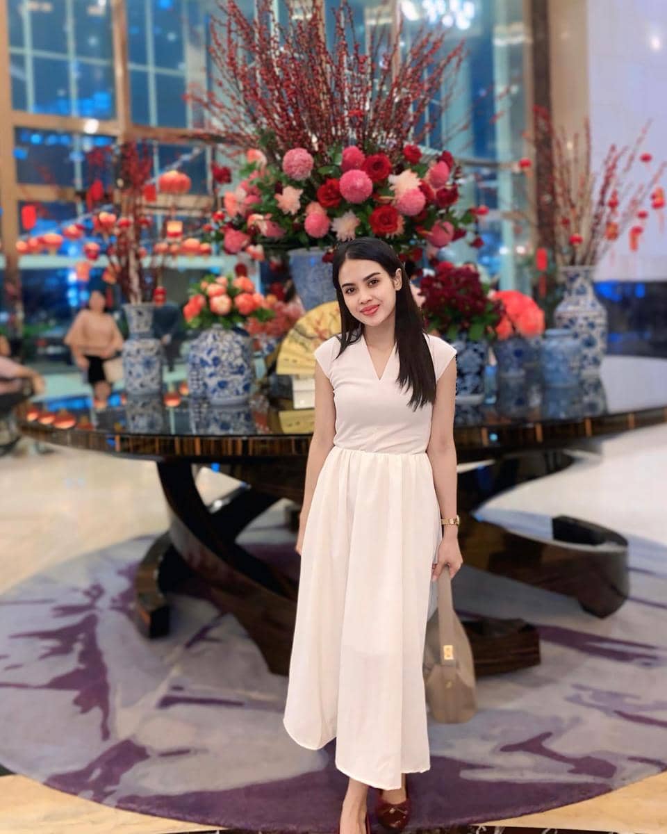 Inspirasi OOTD ala Sintia