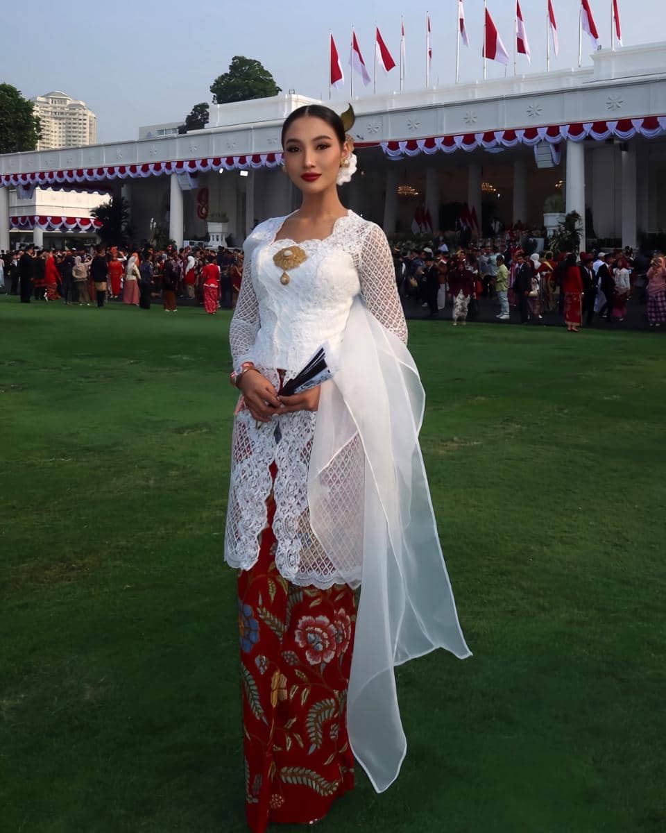 Riskyana Hidayat, Miss Aura International 2022 di Istana Negara