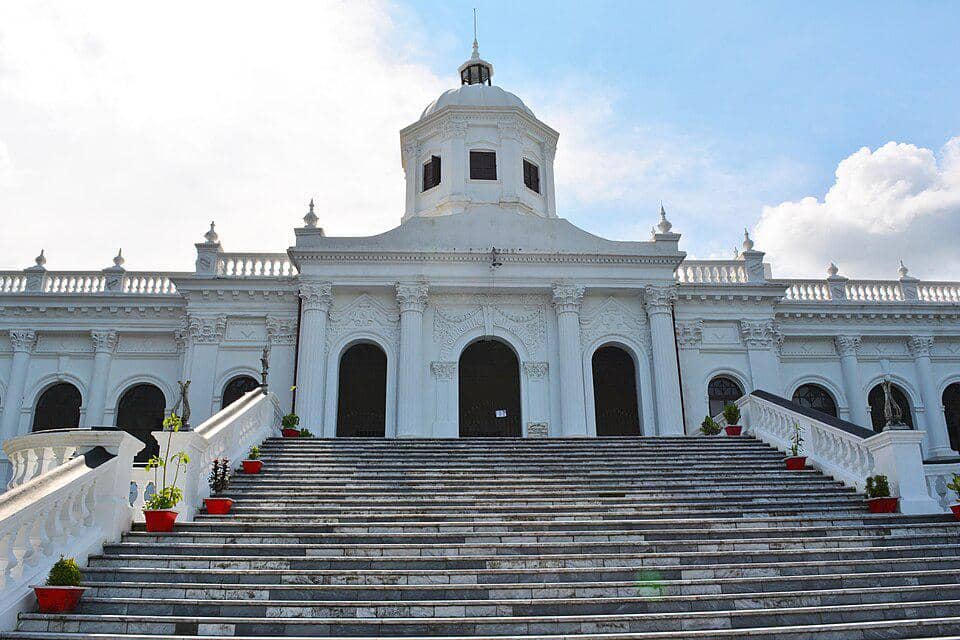 Istana Tajhat di Bangladesh