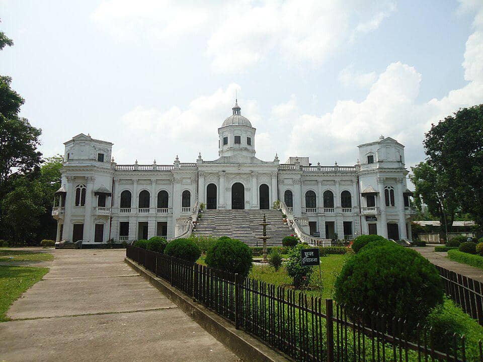 Istana Tajhat di Bangladesh