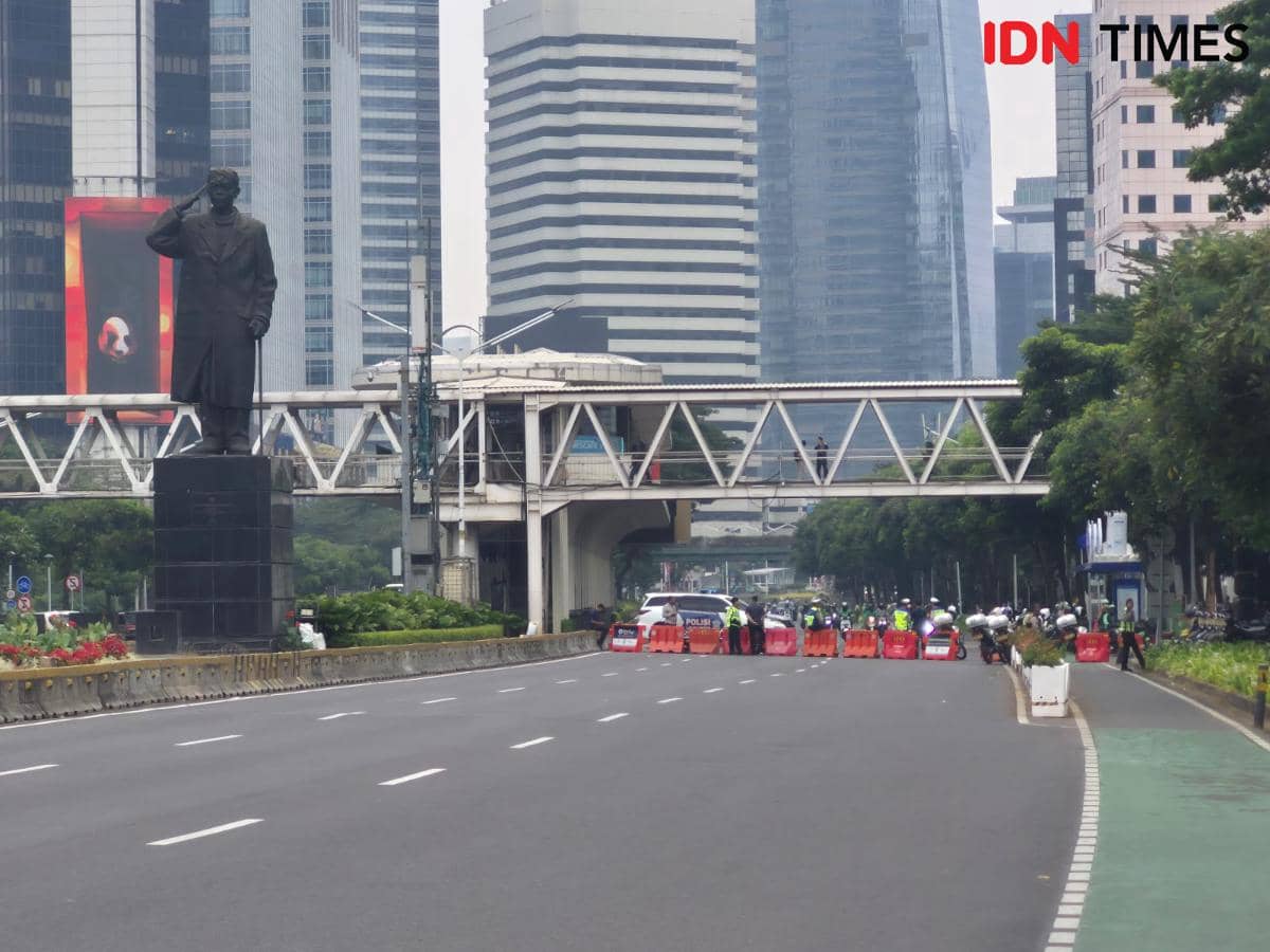 Polisi Tutup Ruas Jalan dari Depan Patung Sudirman ke Bundaran HI