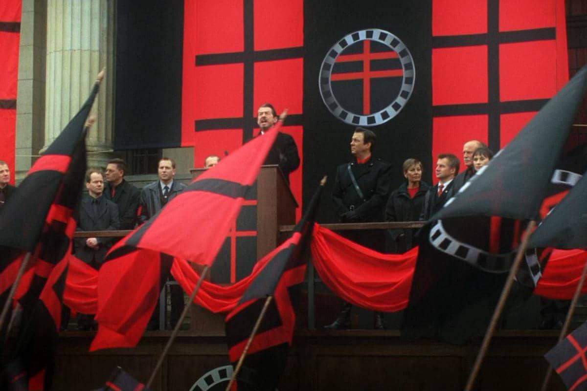 adegan dalam film V for Vendetta