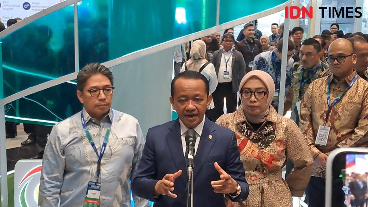 Prabowo Mau Bangun PLTS 30 GW Tahun Ini, Bahlil Segera Buka Tender