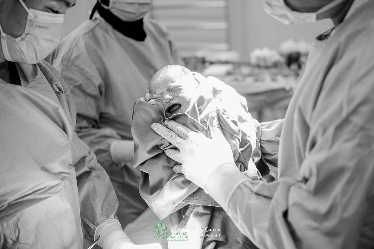 Istri Nex Carlos Melahirkan Anak Ketiga (instagram.com/vienesca)