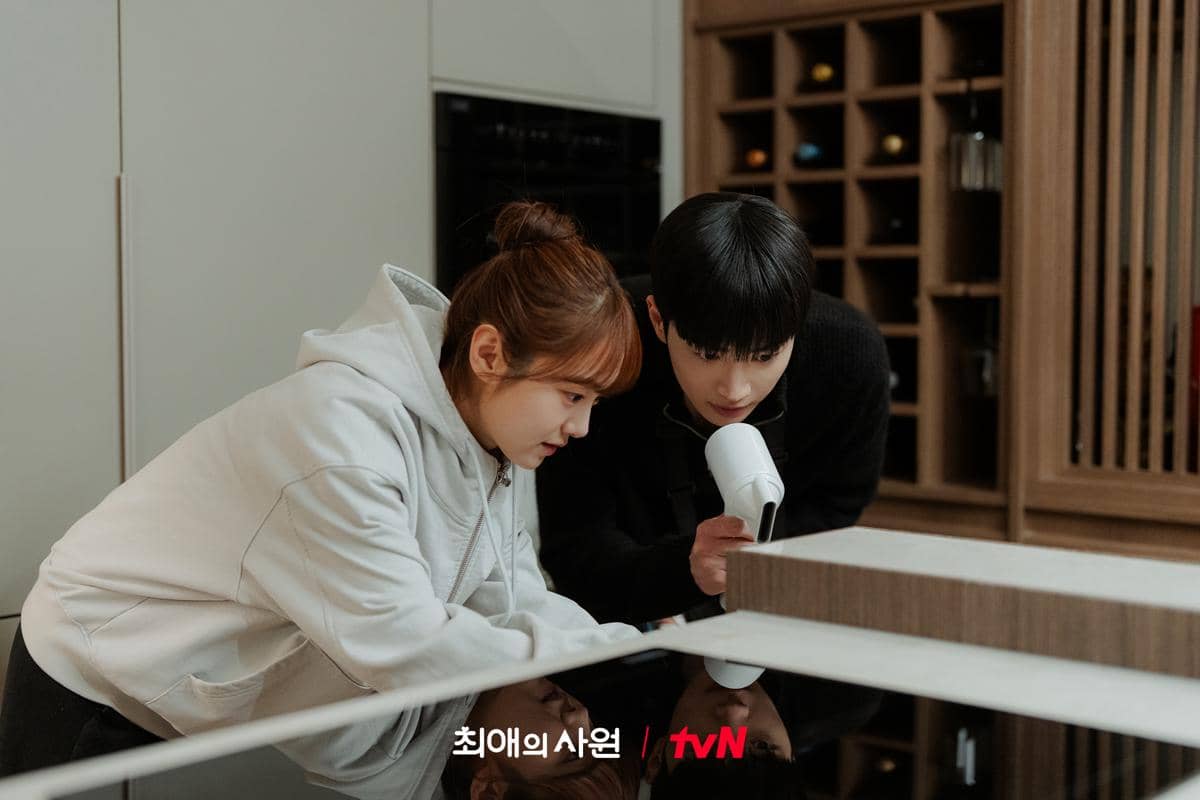 Kim Hye Jun dan Kang Hoon di My Bias, My Boss