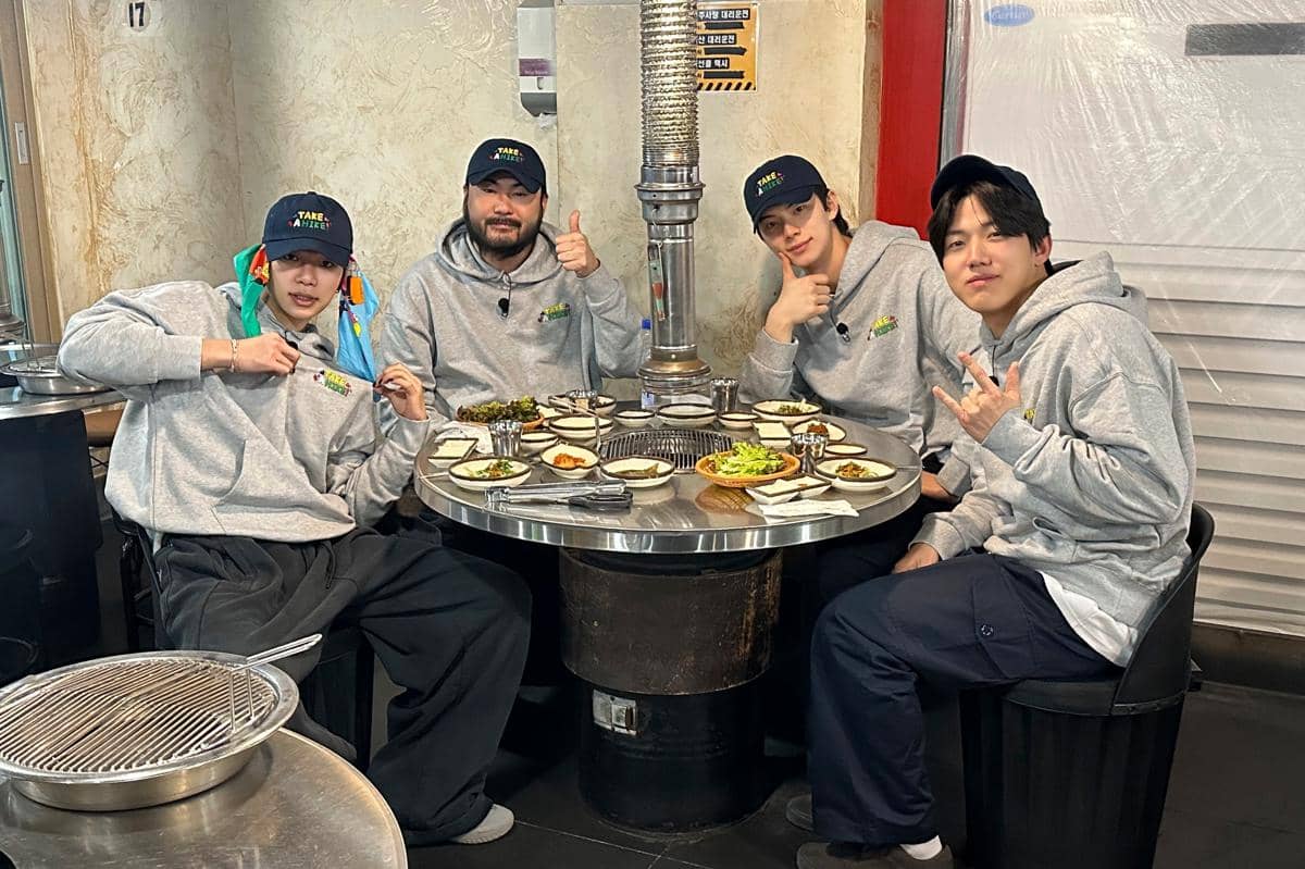 Still cut reality show Take a Hike!