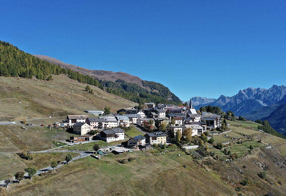 Desa Guarda di Swiss