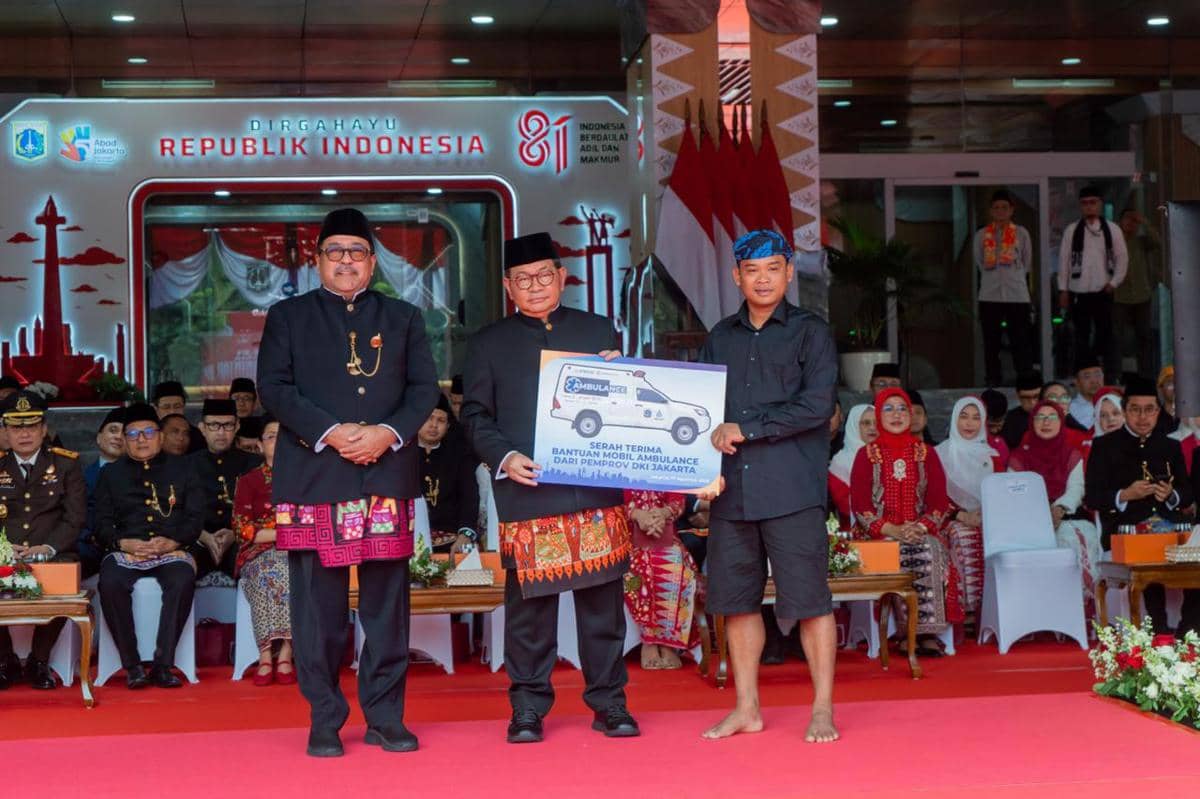 Pemprov DKI Beri Ambulans untuk Masyarakat Suku Baduy