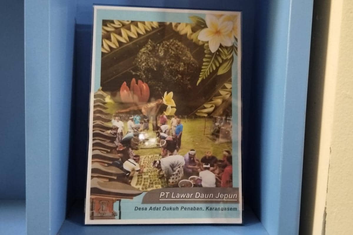 Lawar jepun, kuliner khas Desa Adat Dukuh Penaban di Karangasem, disajikan sebagai hidangan tradisional Bali.