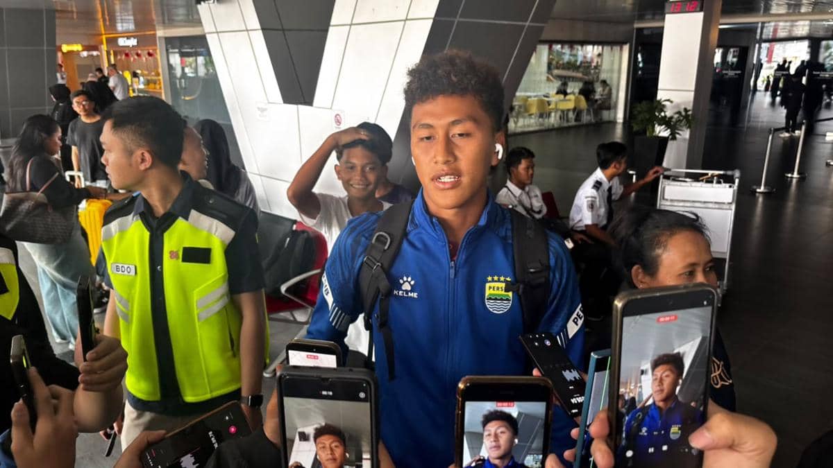 Juara Dewata Series, Pemain Persib Disambut Bobotoh di Bandara Husein