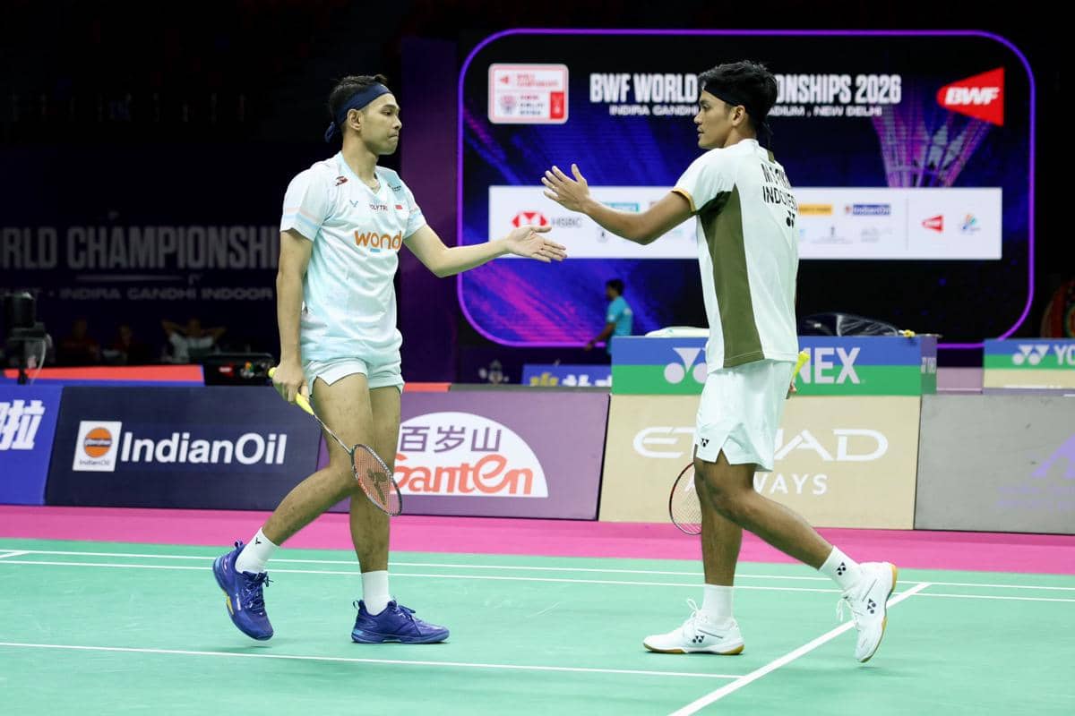 Fajar Alfian/Muhammad Shohibul Fikri kunci kemenangan di 32 besar Kejuaraan Dunia Bulu Tangkis 2026.